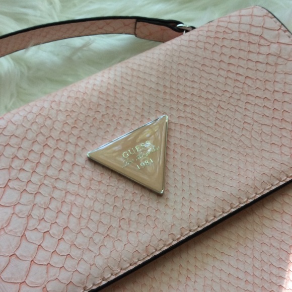 Guess bag 🧡 - Picture 4 of 5